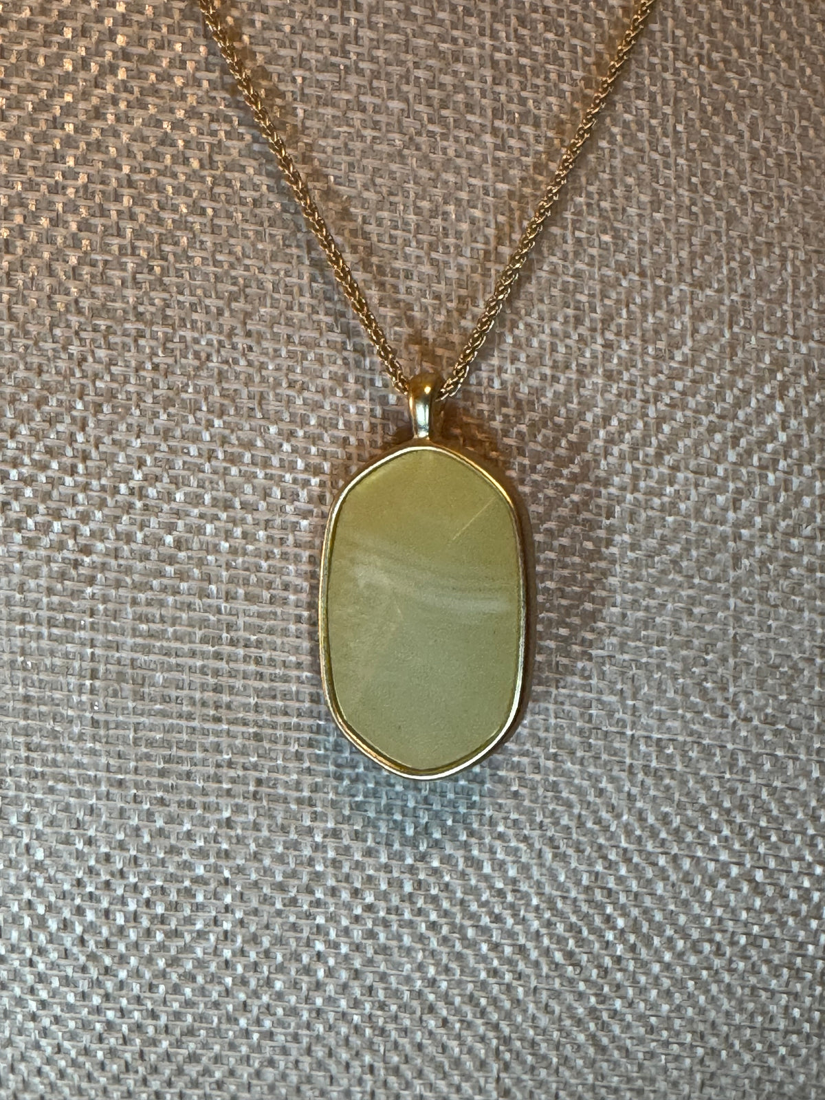 Reversable Purple & Yellow Faceted Stone Pendant Necklace
