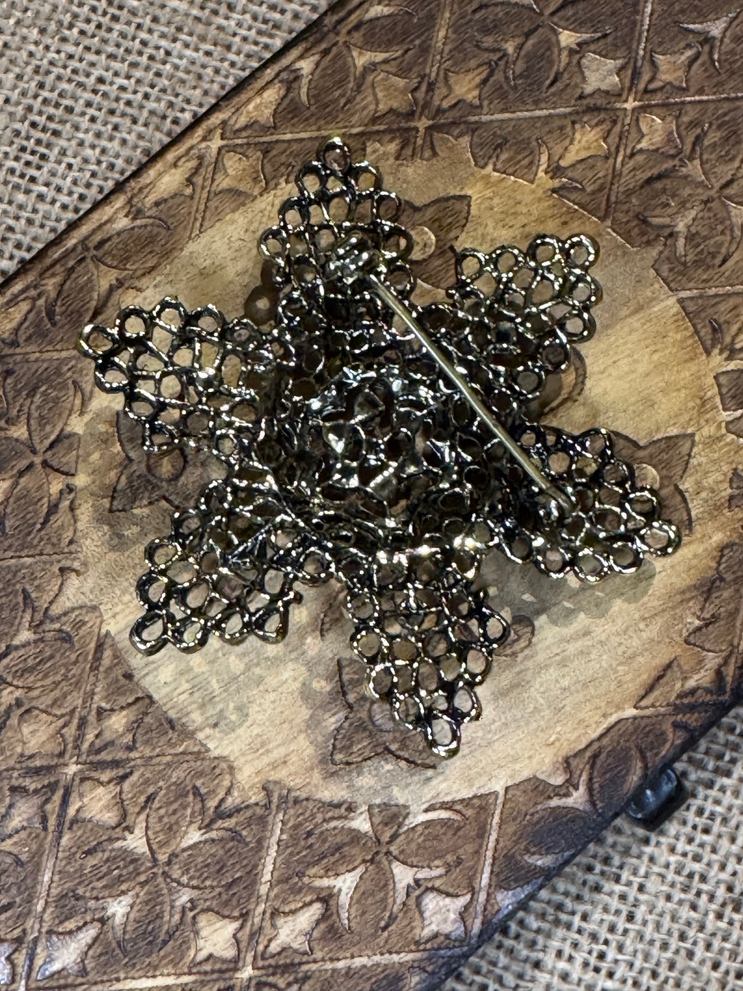 Vintage Faux Pearl Starburst Brooch