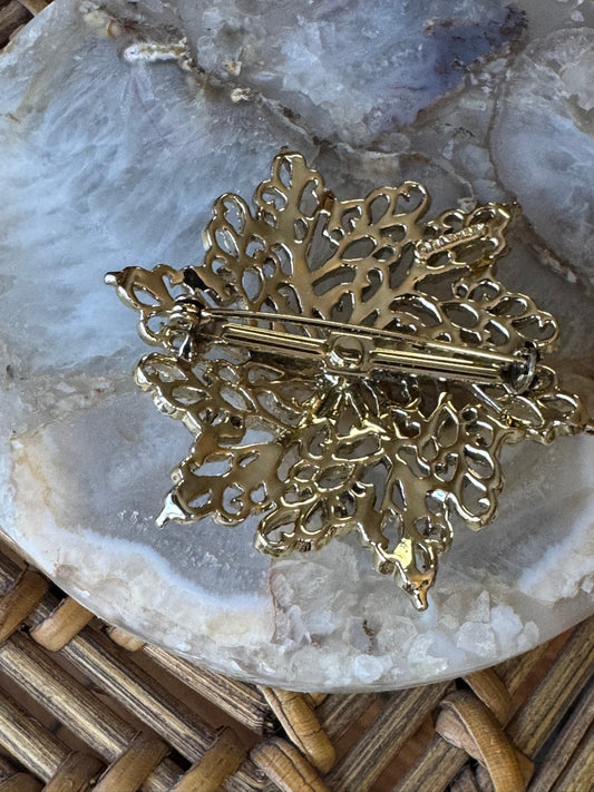 Vintage Signed Gerry’s Gold-Tone Filigree Brooch