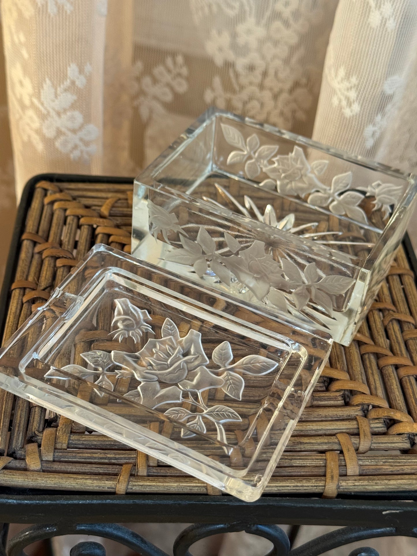 Vintage Floral Etched Glass Trinket Box 1930-1940s