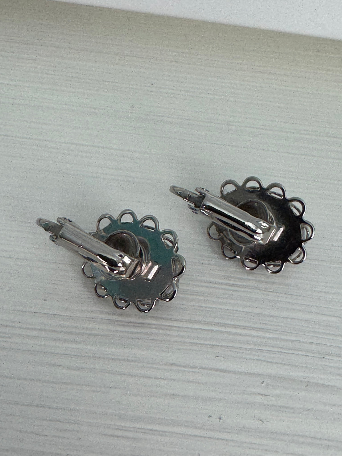 Vintage Silver-Tone Black & White Speckled Cabochon Leverback Earrings