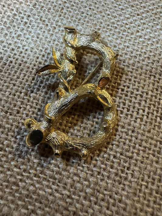 Vintage Signed Sarah Coventry Gold-Tone Letter “B” Brooch