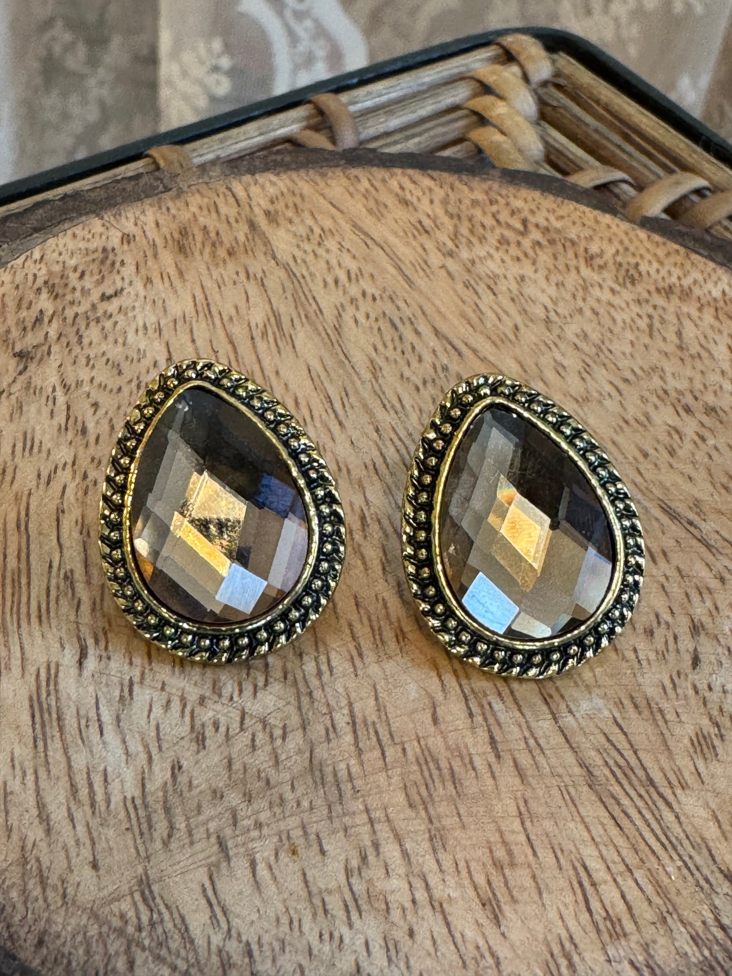 Smoky Teardrop Stud Earrings – Vintage-Inspired Gold Tone Elegance