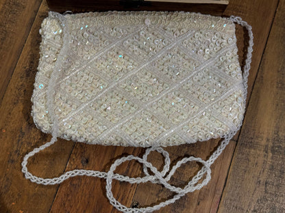 Vintage 1980s La Regale Beaded Evening Bag – Cream/Ivory