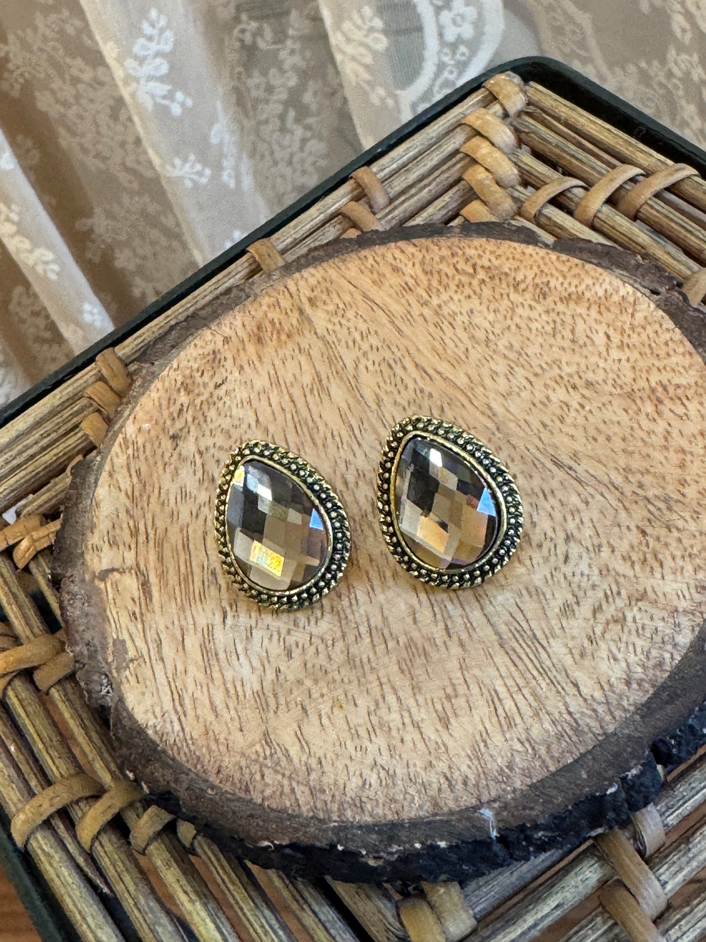 Smoky Teardrop Stud Earrings – Vintage-Inspired Gold Tone Elegance