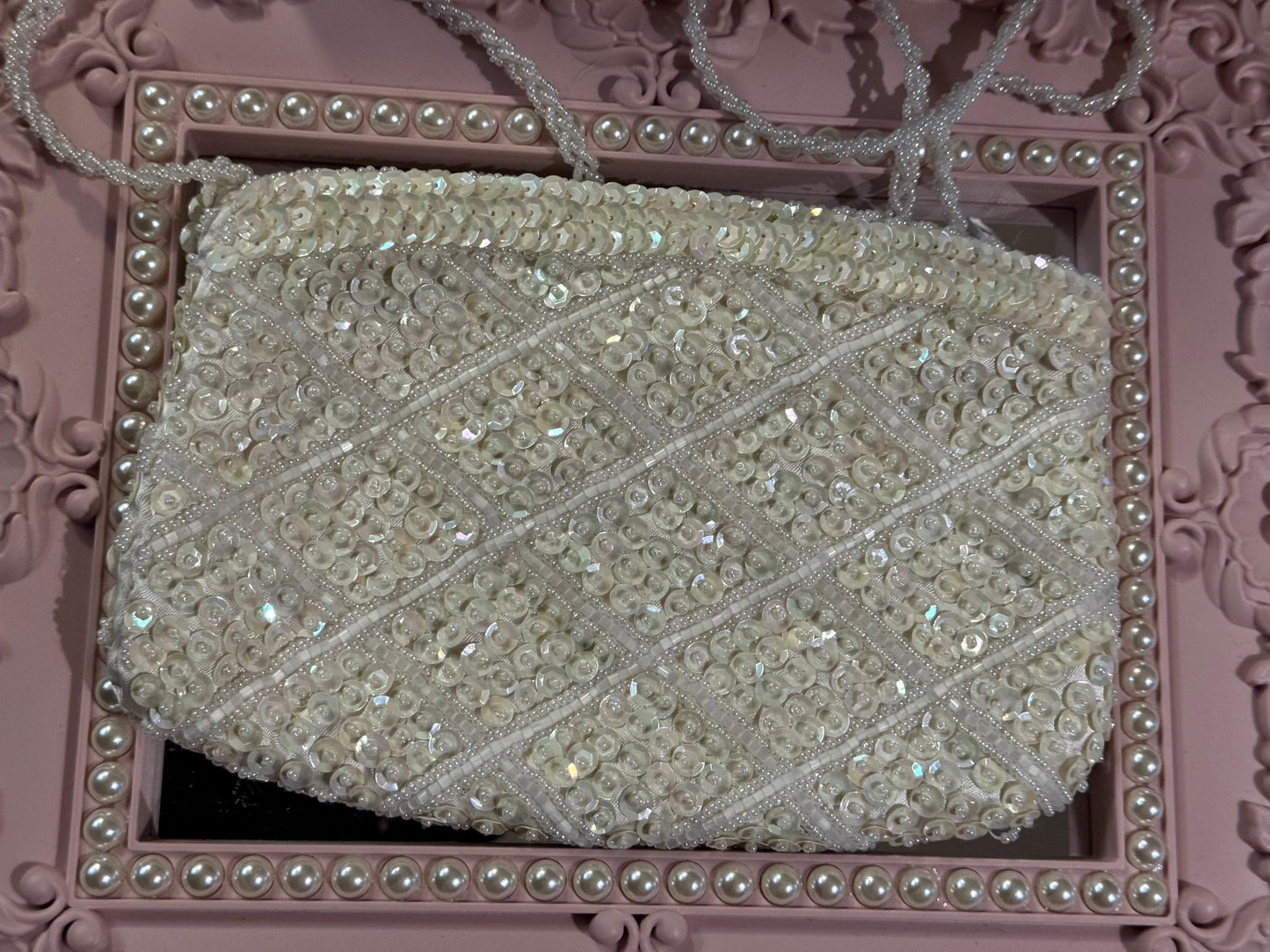 Vintage 1980s La Regale Beaded Evening Bag – Cream/Ivory