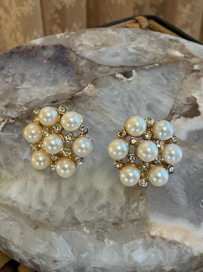 Vintage Faux Pearl & Rhinestone Cluster Earrings – Classic Floral Glow