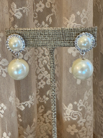 Classic Faux Pearl Drop Earrings – Rhinestone Halo Bridal Elegance
