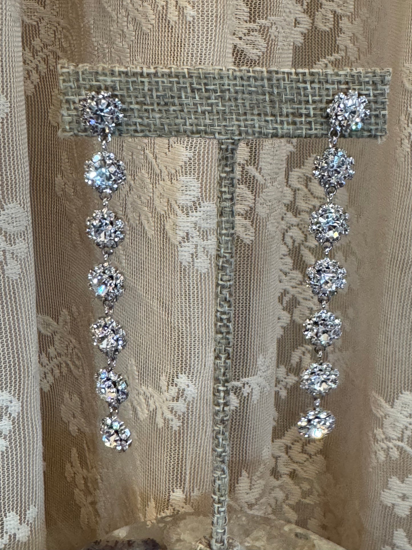 Cascading Crystal Drop Earrings – Vintage Riviera Elegance
