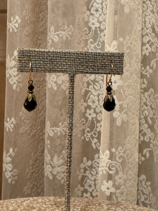 Alison Faye Black Faceted Drop Earrings – Vintage-Inspired Elegance