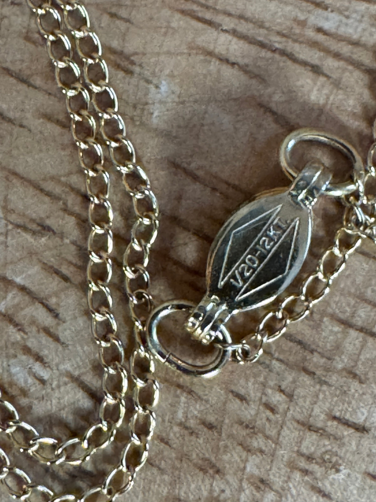 12KT Chain with Tiger's Eye Pendant