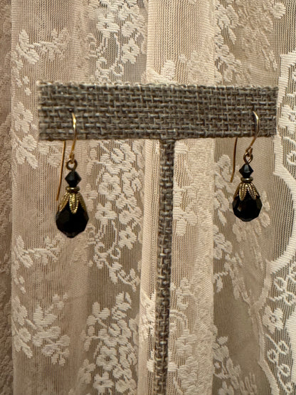 Alison Faye Black Faceted Drop Earrings – Vintage-Inspired Elegance