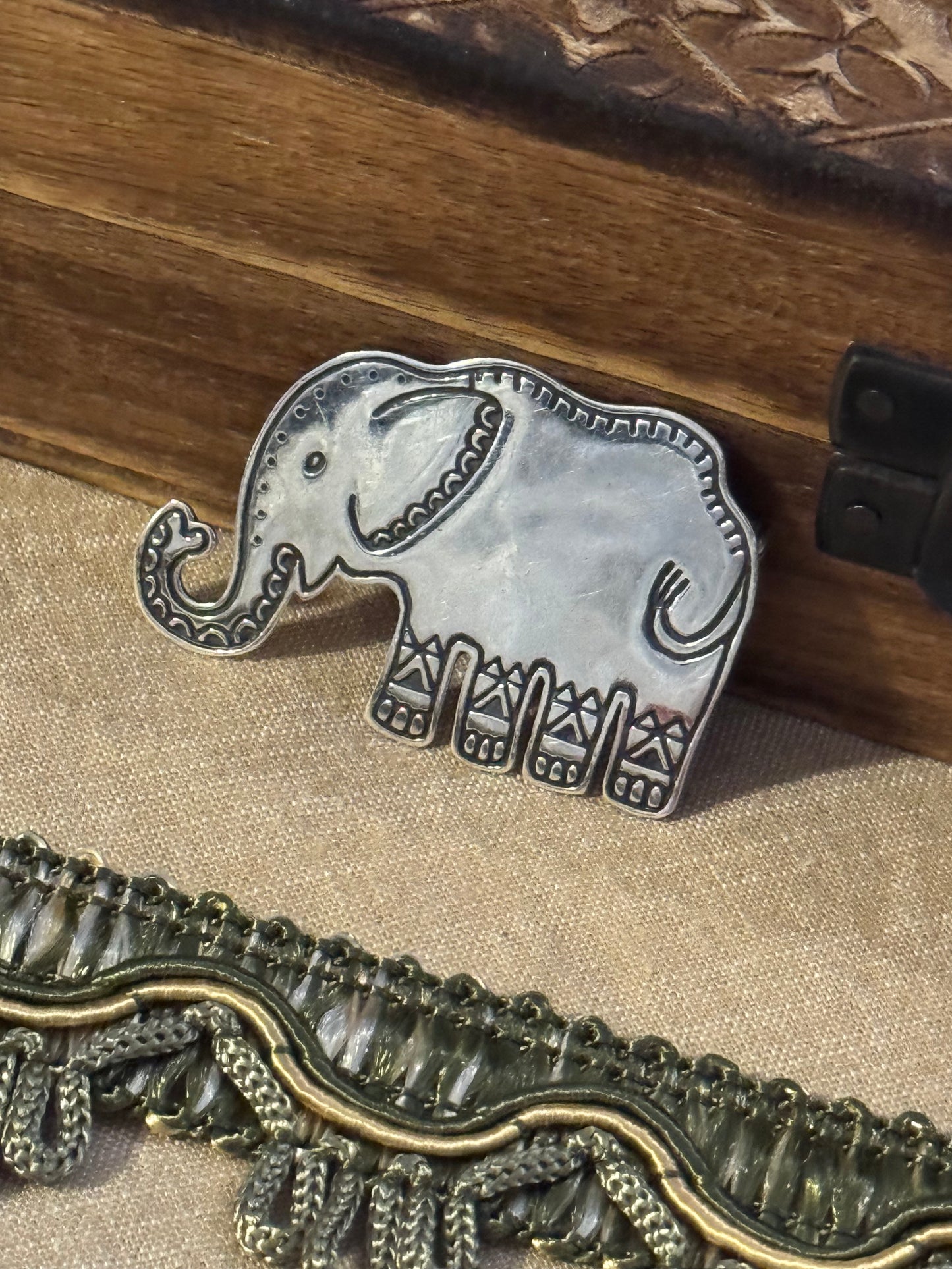 Beautiful Vintage EFS 925 Mexico Sterling Silver Elephant Brooch Pin