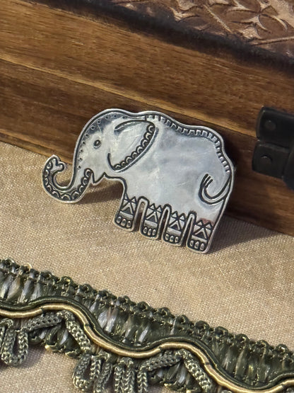 Beautiful Vintage EFS 925 Mexico Sterling Silver Elephant Brooch Pin