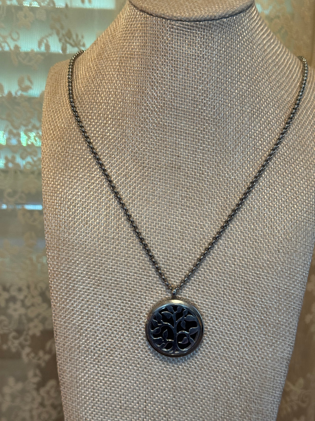 Tree of Life Diffuser Pendant - Essential Oil Perfume Charm Necklace