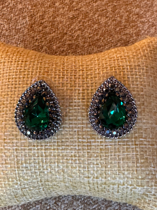 Vintage Silver Tone Green Emerald Color Crystal Stud Earrings