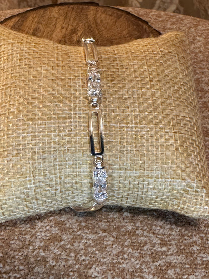Silver-Tone Link Bracelet with Stone Accents – Paperclip Style