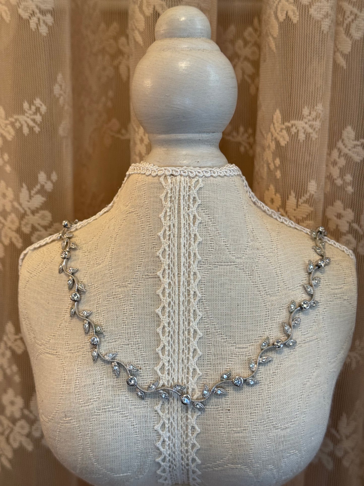 Nadri Cubic Zirconia Vine Collar Necklace – Silver-Tone Leaf Statement