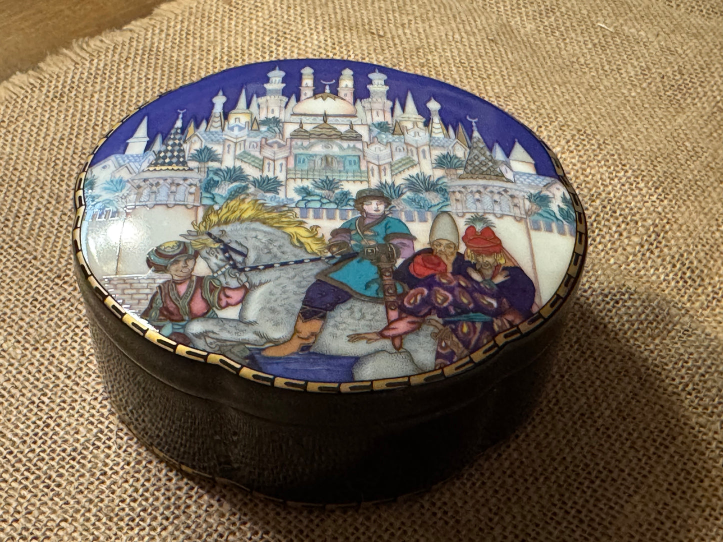 Heinrich Villeroy & Boch – “The Firebird” Fine Porcelain Trinket Box - Collectors Item!