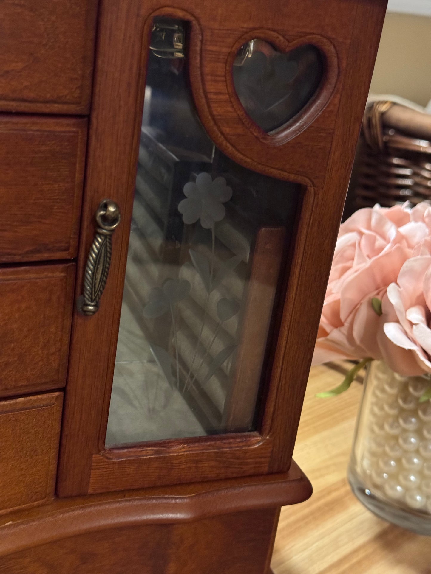 Vintage Heart-Etched Glass Jewelry Armoire – Rich Warm Wood Finish