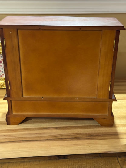 Vintage Heart-Etched Glass Jewelry Armoire – Rich Warm Wood Finish