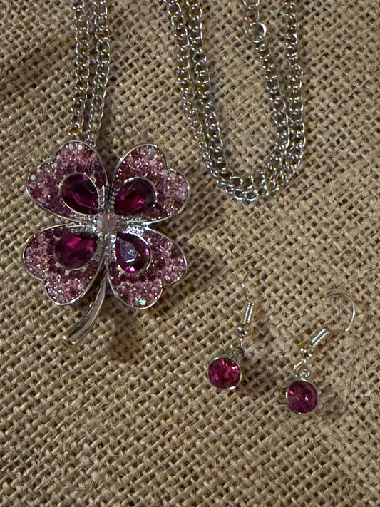 ✨ “Four‑Leaf  Necklace and Earring Set ✨ Playful, radiant, and full of charm.