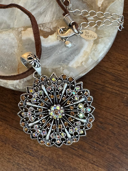 Vintage Signed Lia Sophia Medallion Pendant Necklace – Brown Suede Cord