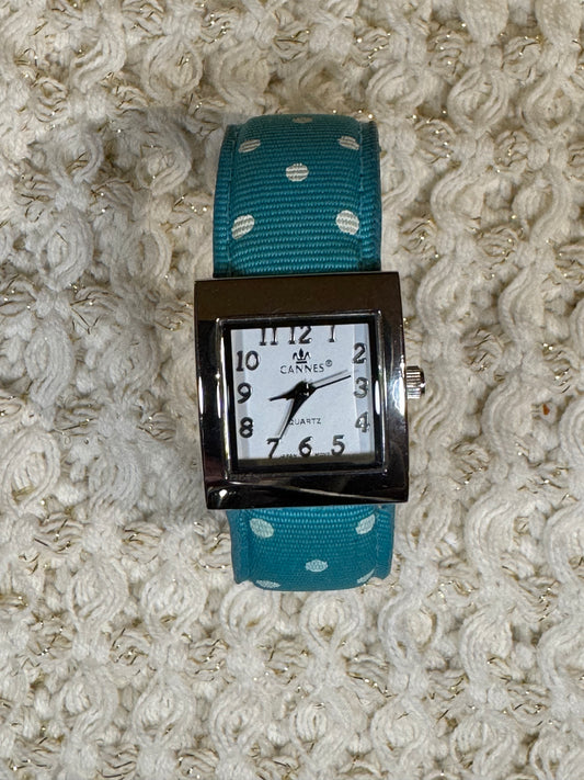 Cannes Turquoise Polka-Dot Cuff Watch – Playful Silver-Tone Fashion Timepiece
