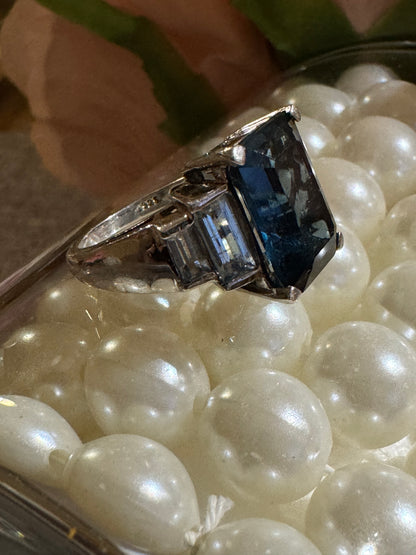 💎 Vintage Art Deco–Inspired London Blue Topaz Sterling Silver Ring 💎