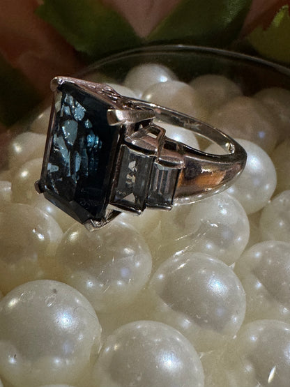 💎 Vintage Art Deco–Inspired London Blue Topaz Sterling Silver Ring 💎