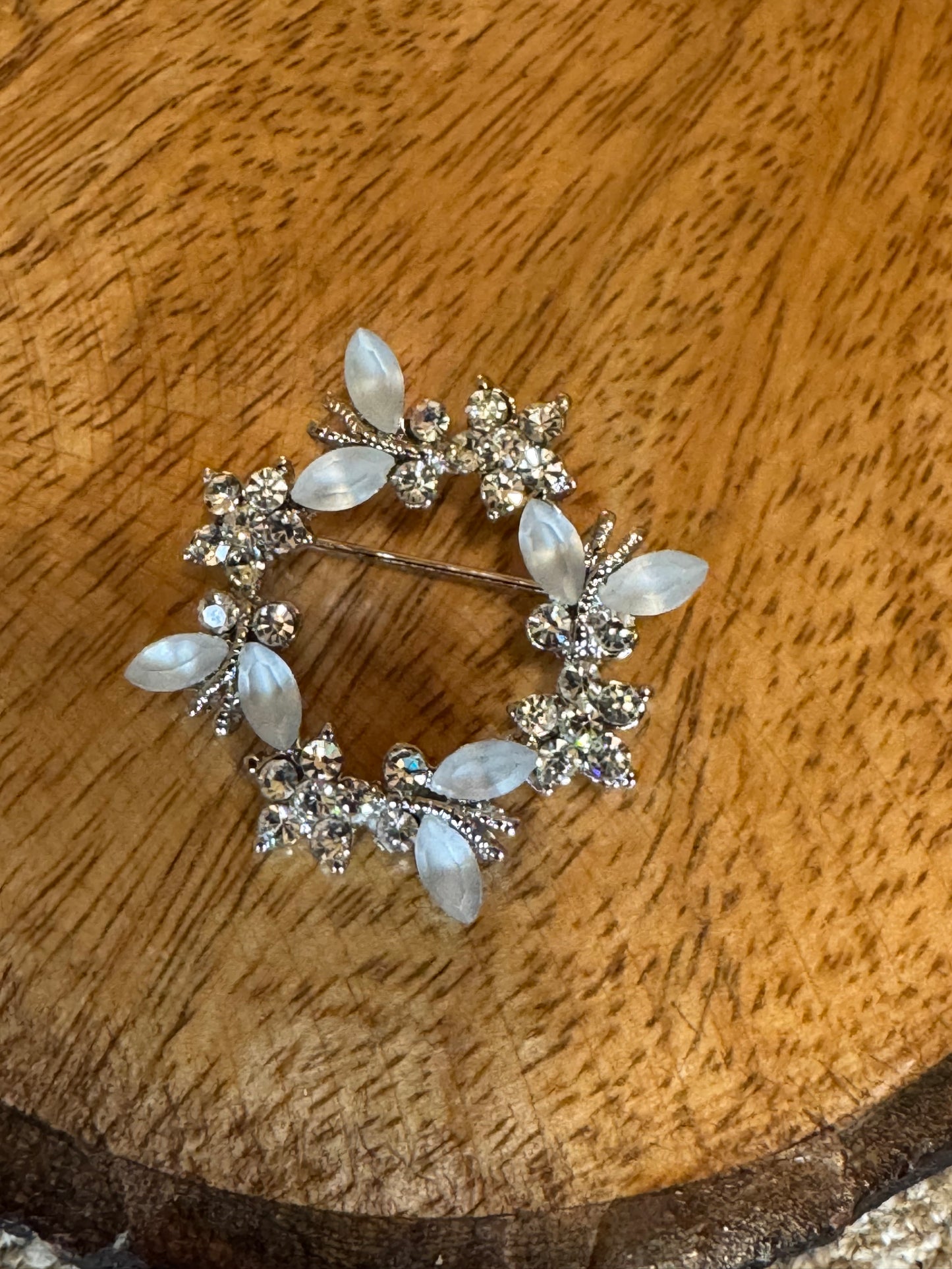 Vintage rhinestone wreath brooch