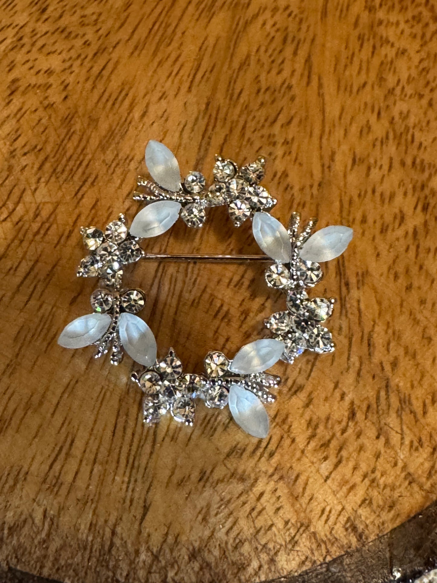 Vintage rhinestone wreath brooch
