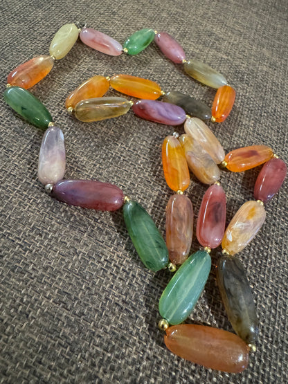 Vintage Faux Agate Lucite Bead Necklace – 28" Statement Length