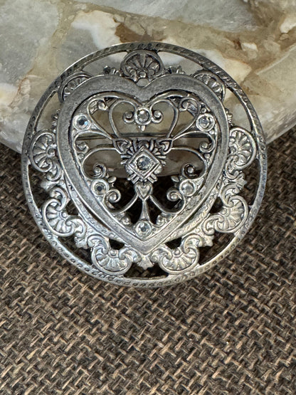 Vintage Filigree Heart Brooch in Silver (Tone)