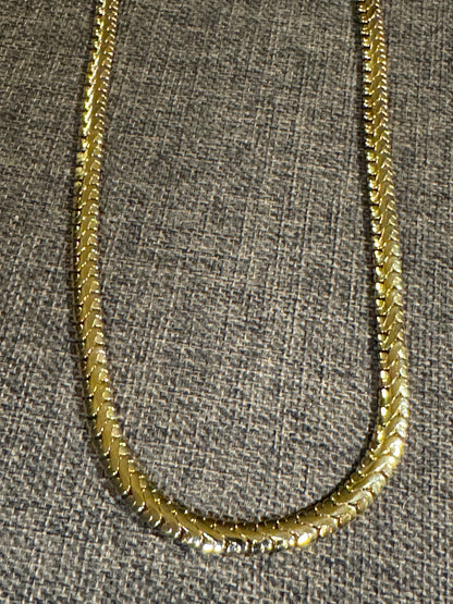 Vintage Signed Monet Gold-Tone Lay-Flat Chain Necklace – 28”