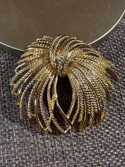 Vintage Monet “Mirador” Fireworks Brooch | 1967 Modernist Gold-Tone Pin