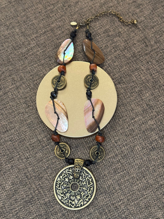 Chico’s Asian-Inspired “Mountain Ghost” Pendant Necklace | Natural Materials
