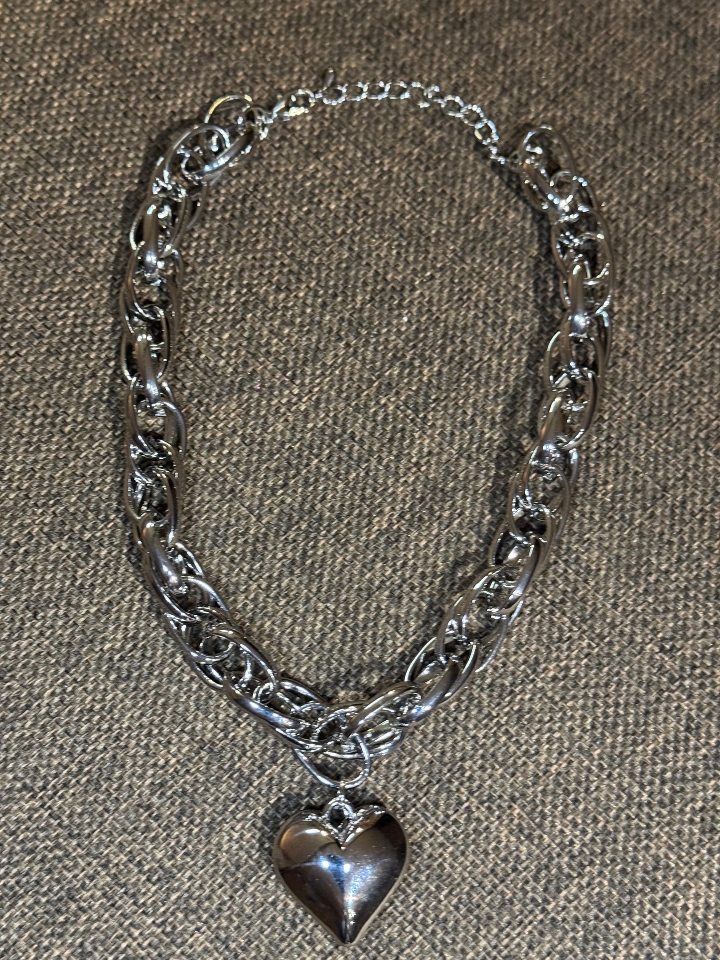 Chunky Silver-Tone Link Necklace | Puffy Heart Pendant