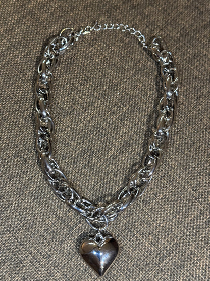 Chunky Silver-Tone Link Necklace | Puffy Heart Pendant
