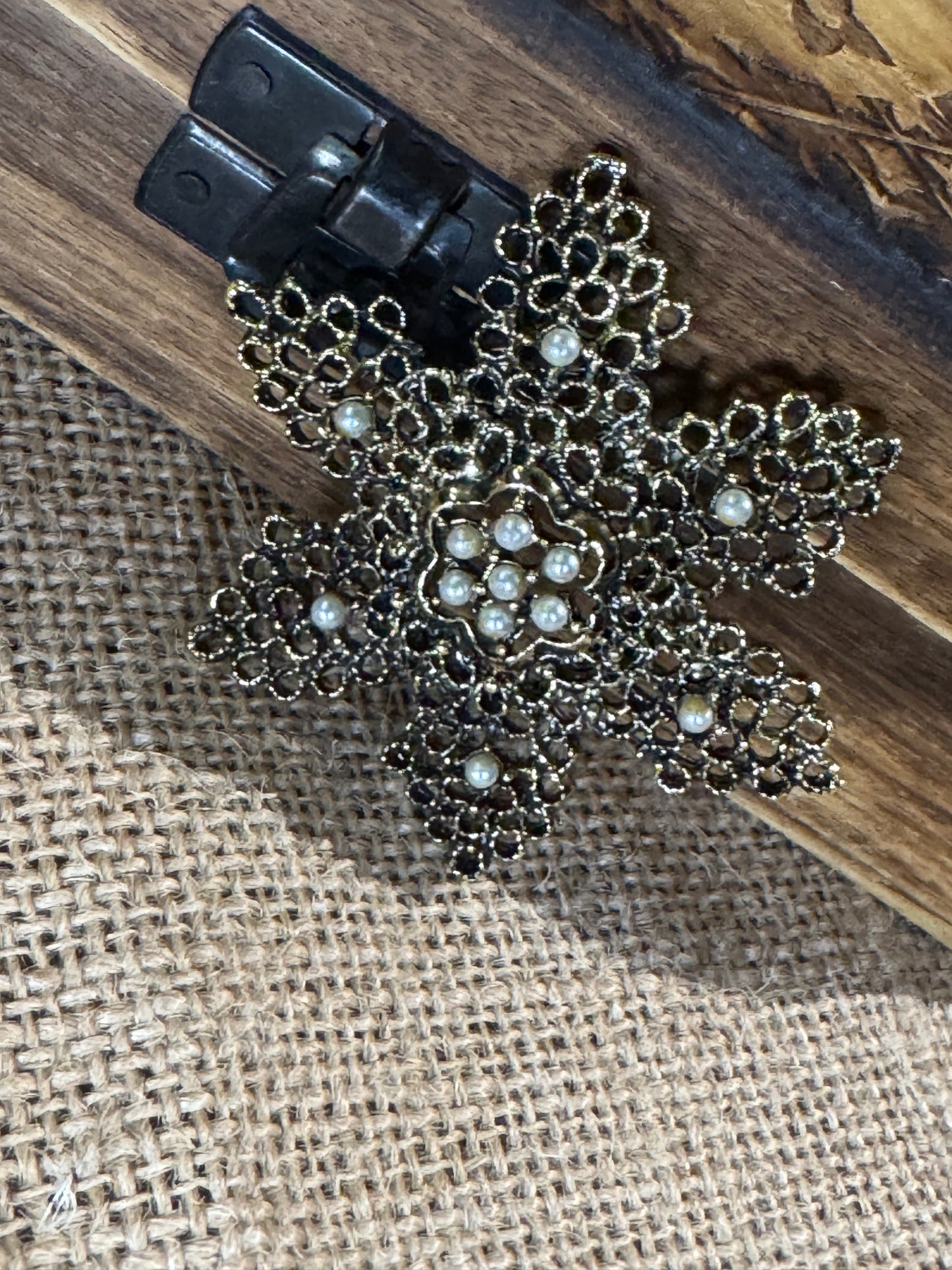 Vintage Faux Pearl Starburst Brooch