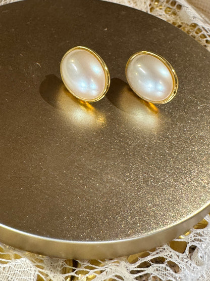 Vintage Oval Faux Pearl Stud Earrings