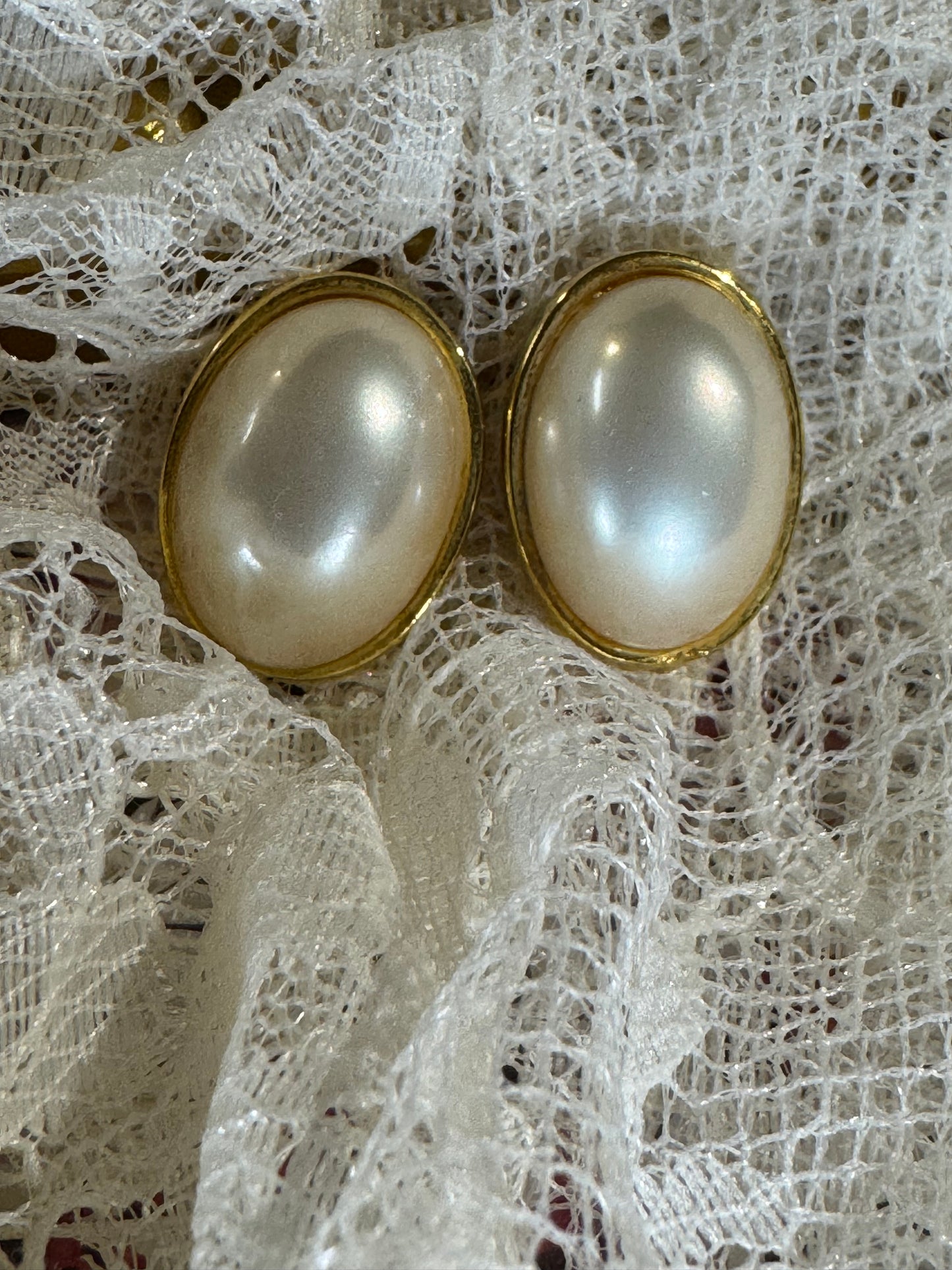 Vintage Oval Faux Pearl Stud Earrings