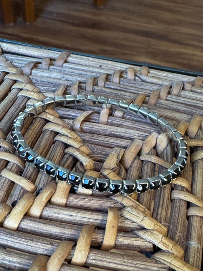 Vintage-Style Black Stone Stretch Tennis Bracelet