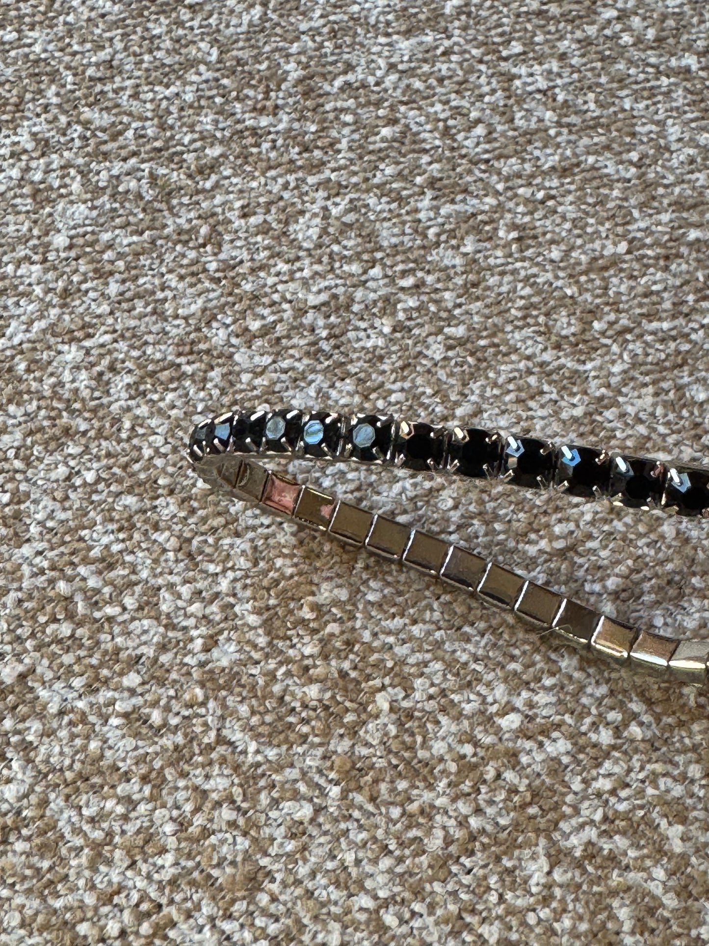 Vintage-Style Black Stone Stretch Tennis Bracelet