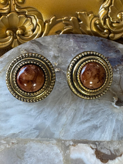 Vintage-Style Round Stud Earrings with Earth-Tone Cabochons