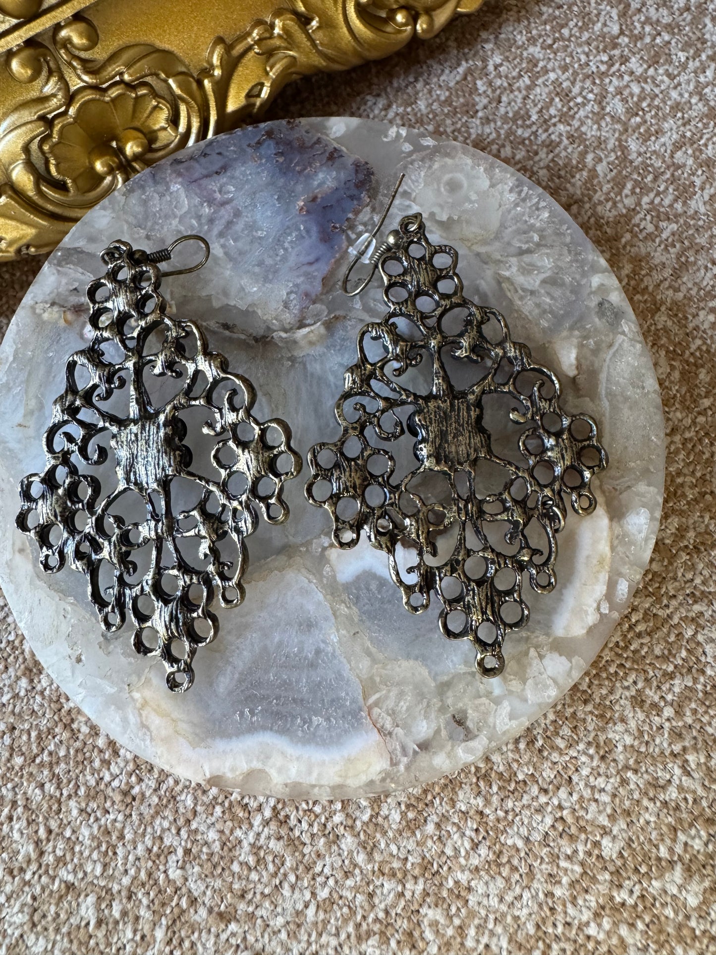 Antique-Style Filigree Chandelier Dangle Earrings