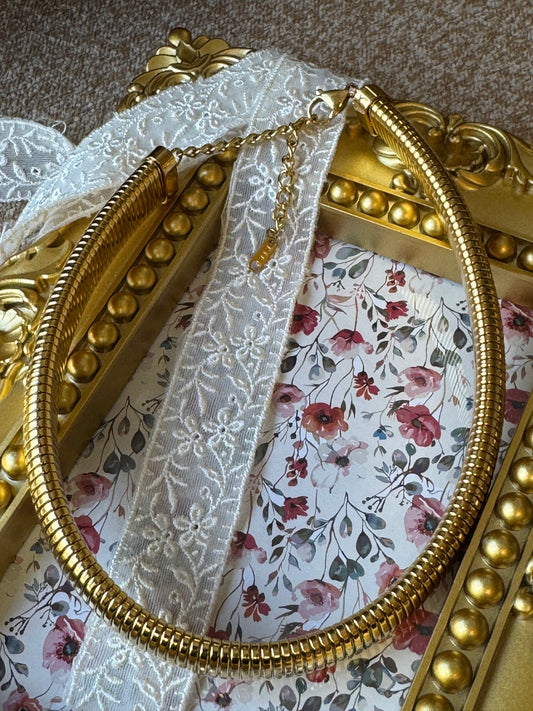 Vintage-Style Gold-Tone Omega / Tubogas Choker Necklace