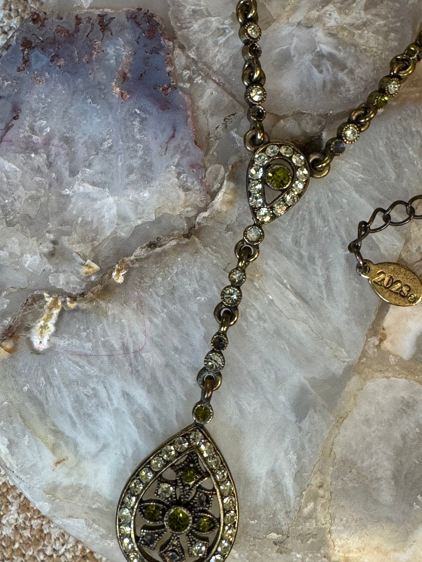 Vintage-Style Green Rhinestone Y-Drop Necklace