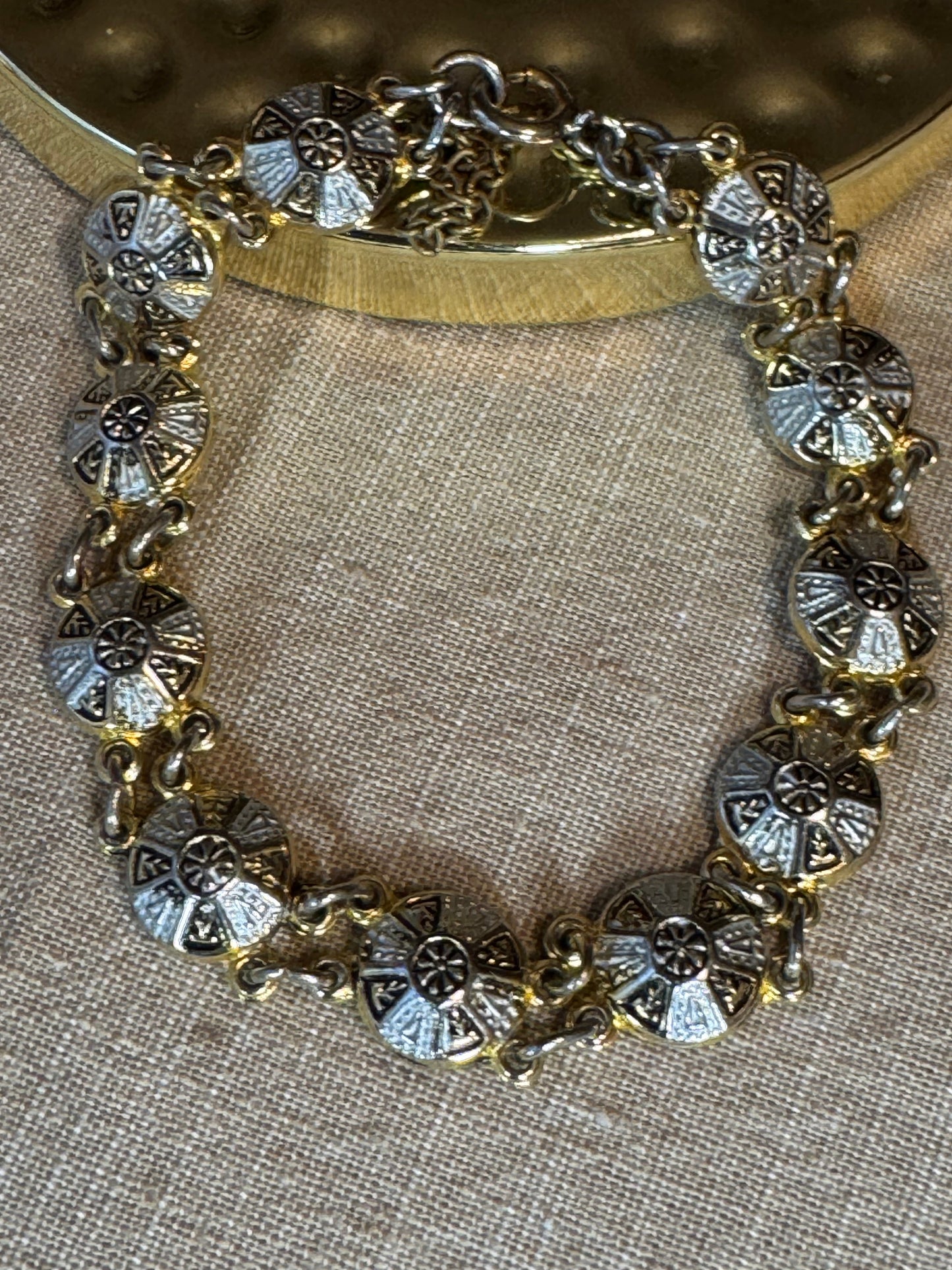 Vintage Damascene-Style Link Bracelet – Spanish Toledo Sunburst Design