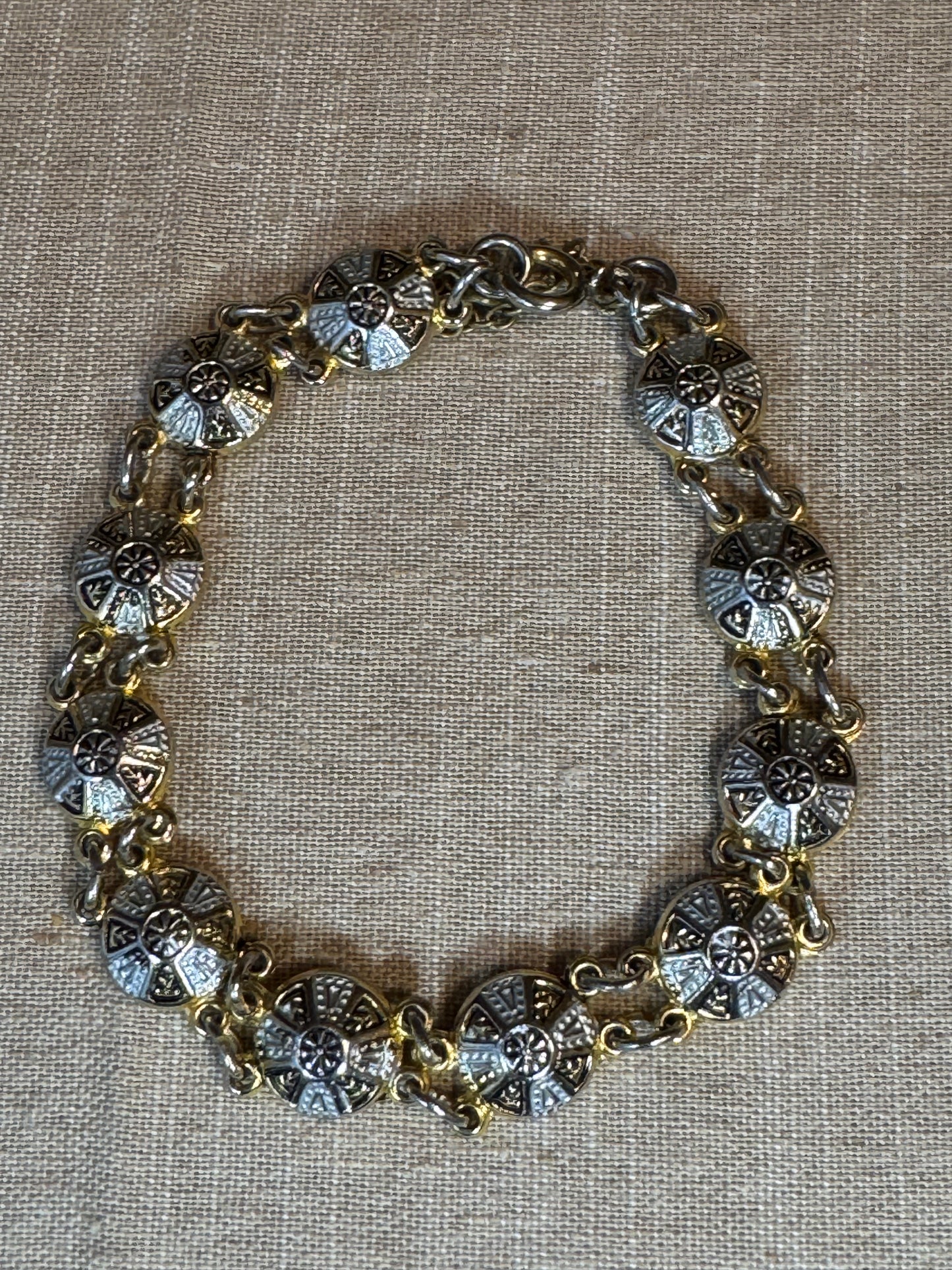 Vintage Damascene-Style Link Bracelet – Spanish Toledo Sunburst Design